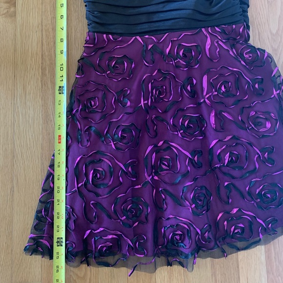 Short Dress - Picture 6 of 8